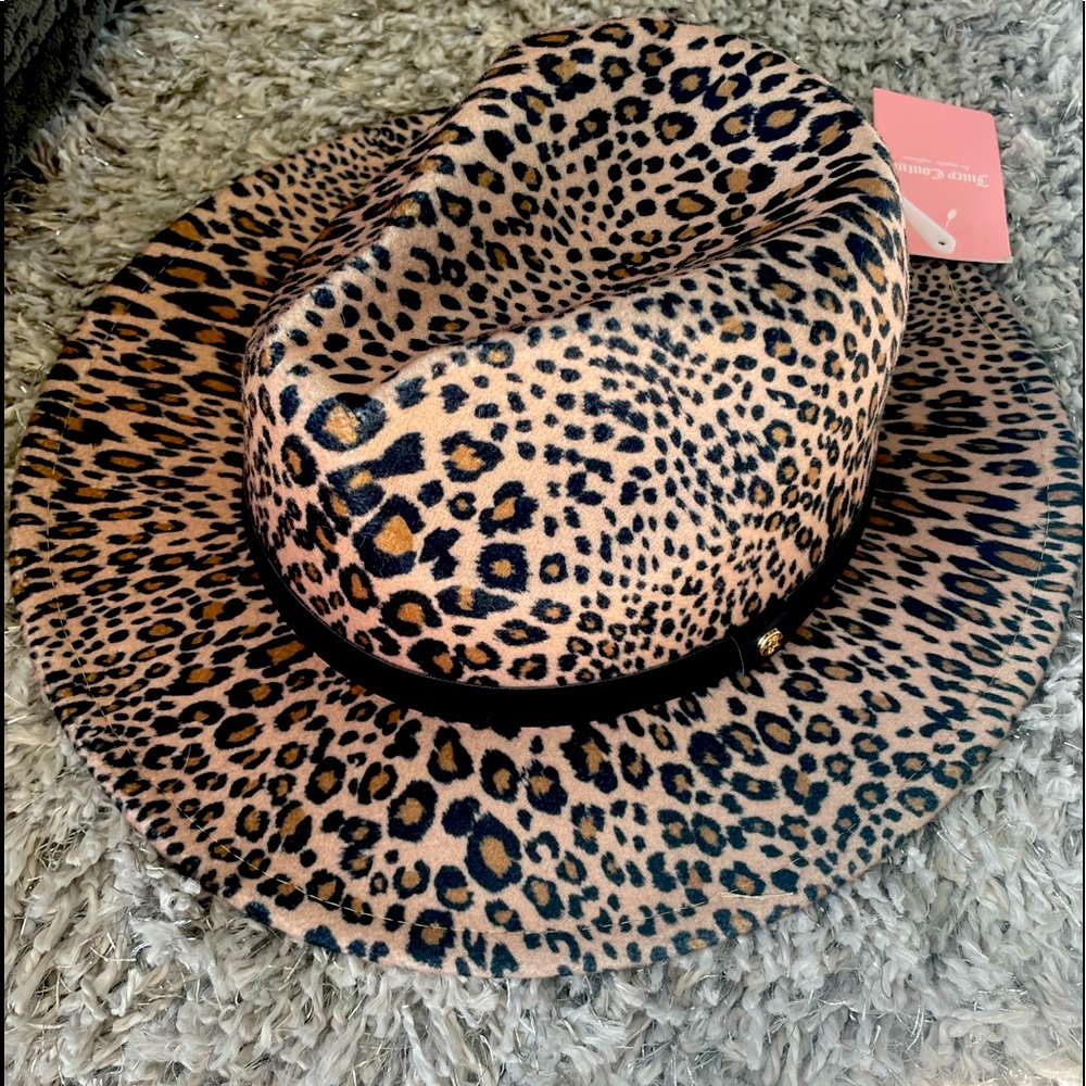 Juicy couture cheetah print brim hat. New with tags.